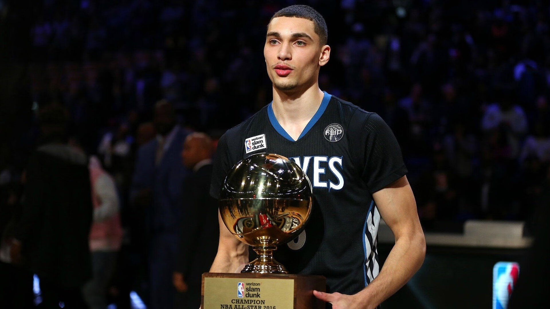 九游下载官网-詹姆斯在对阵快船的比赛中砍下52分，带队在末节完成惊天逆转！，詹姆斯快攻得分排行